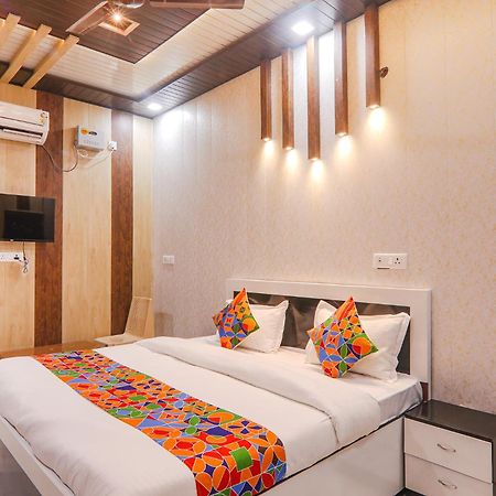 Fabhotel Uma Yugul Ayodhya Ngoại thất bức ảnh