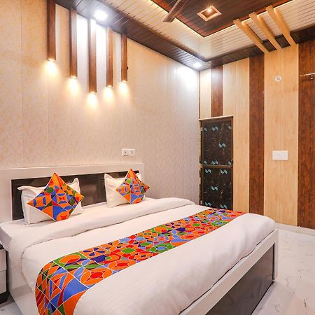 Fabhotel Uma Yugul Ayodhya Ngoại thất bức ảnh