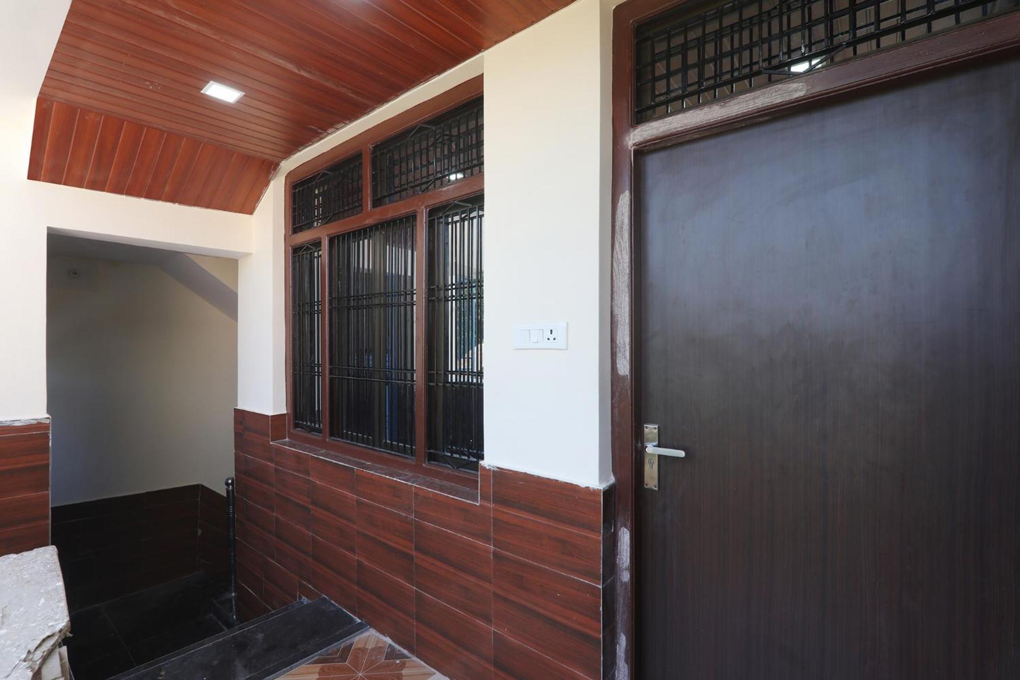 Fabhotel Uma Yugul Ayodhya Ngoại thất bức ảnh